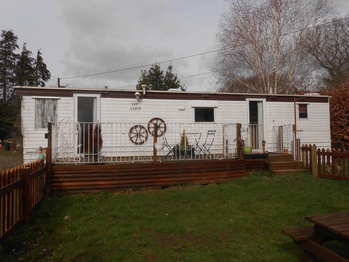 'The Cabin'. A Cosy Private & Secure Holiday Home. Padeswood Exterior foto